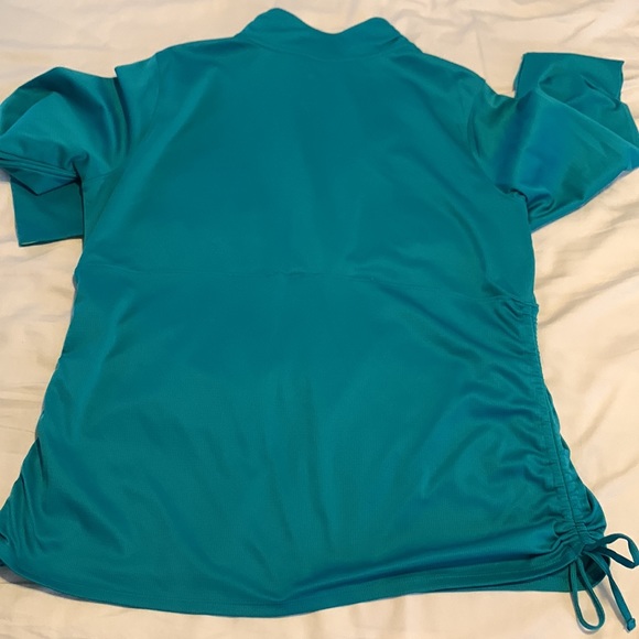 AVIA Athletic Top in medium Green with yellow accent. Size XXL, fits like XL - Picture 3 of 8